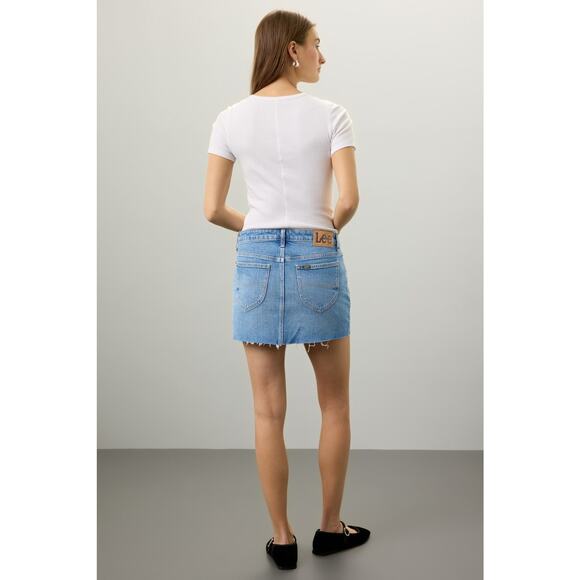 LEE Blue Medium Wash Cotton Denim Low Rise Mini Skirt Size 27 - Picture 3 of 9